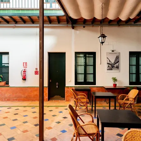 Green-apartments Lumbreras アパート *